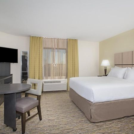 Candlewood Suites Pueblo By Ihg Εξωτερικό φωτογραφία
